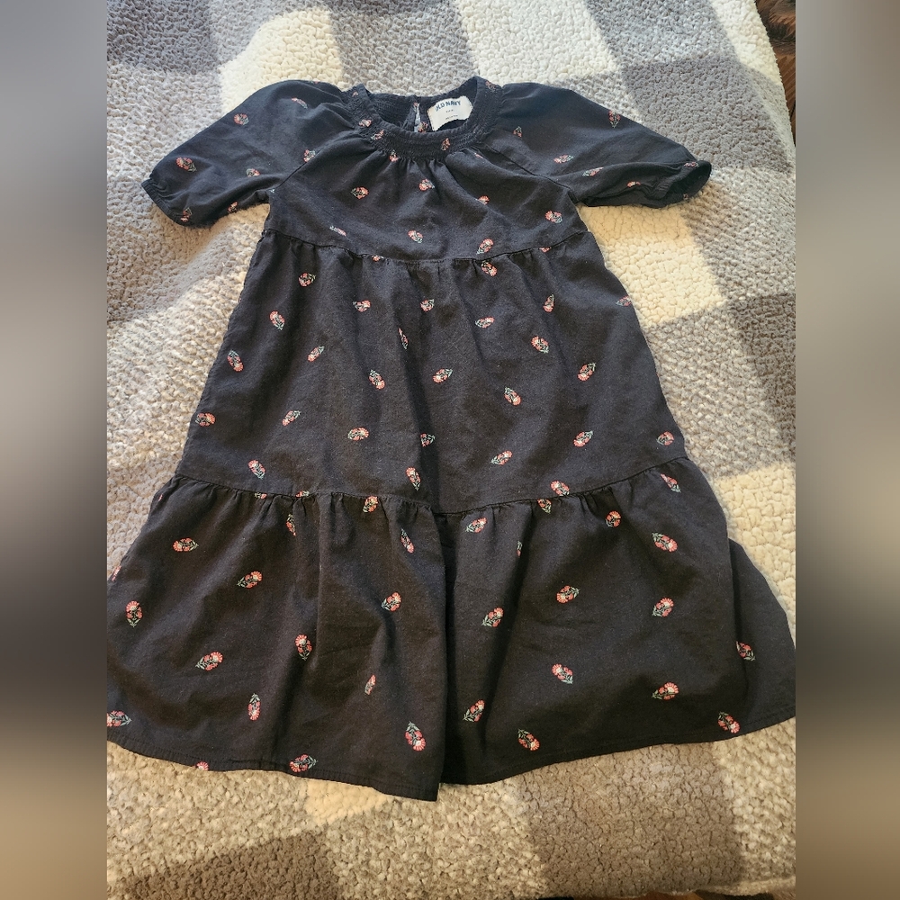 Girls floral dress